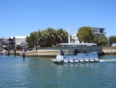 Mandurah Boat hire pontoon