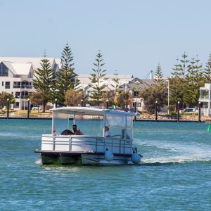 Boat Hire Mandurah pontoon hire